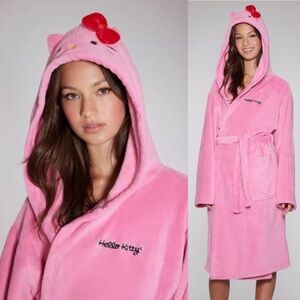 Hello Kitty x Forever 21 Bath Robe Pink Plush Spa Small